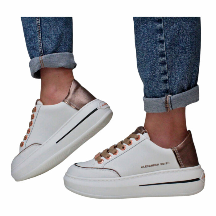 ALEXANDER SMITH - LANCASTER WOMAN 1805 - immagine 6