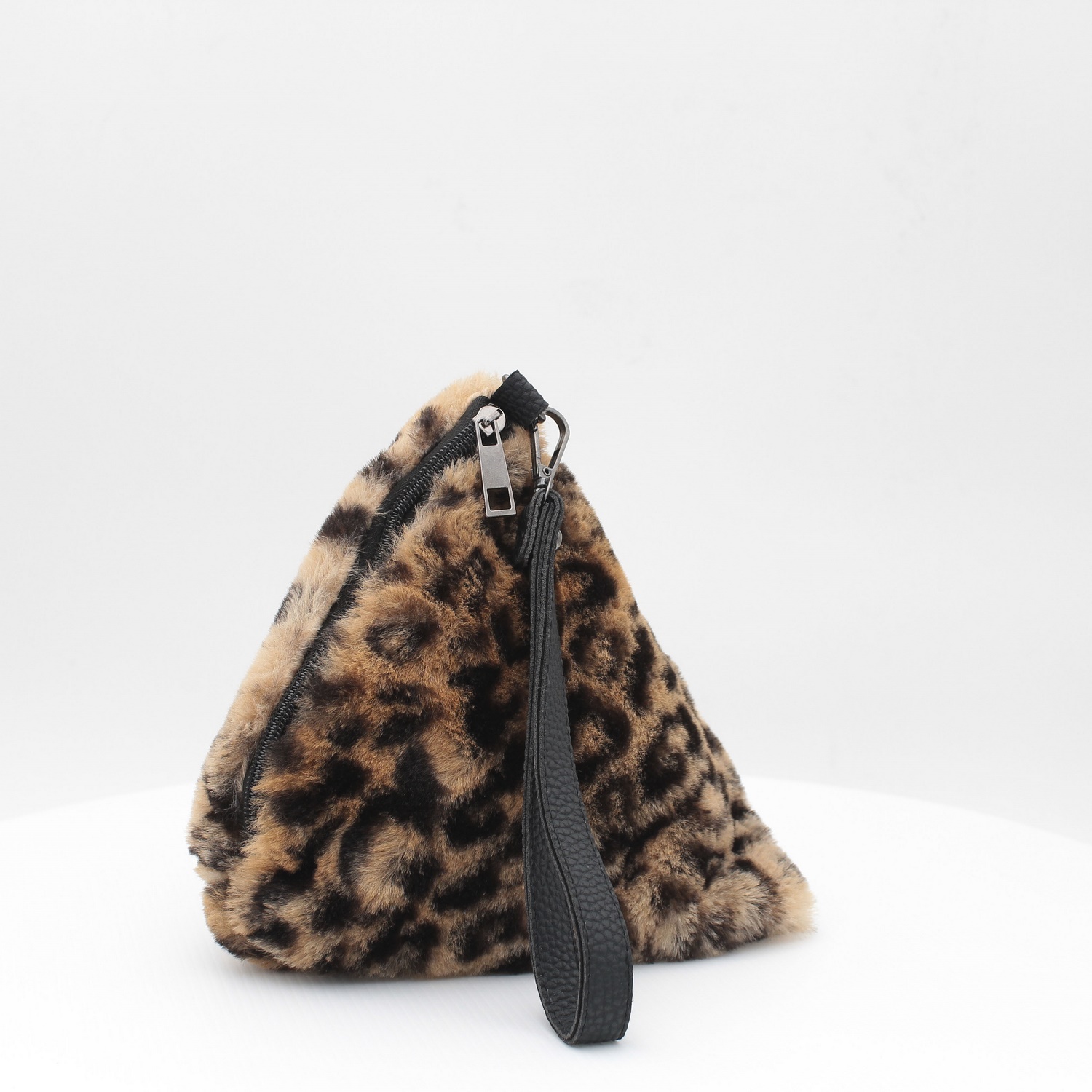 image_5710-3.jpg CHATULLE - TRIANG - immagine 1